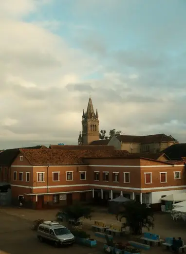 Image de la mini arc-de-triomphe de la ville d'Antsirabe