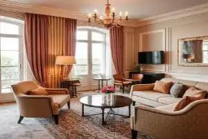 Espaces lounge dans un hôtel agréable à Pérouges