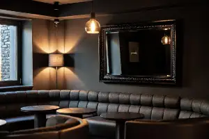 Salons communs dans un hôtel de longue durée à Toulouges